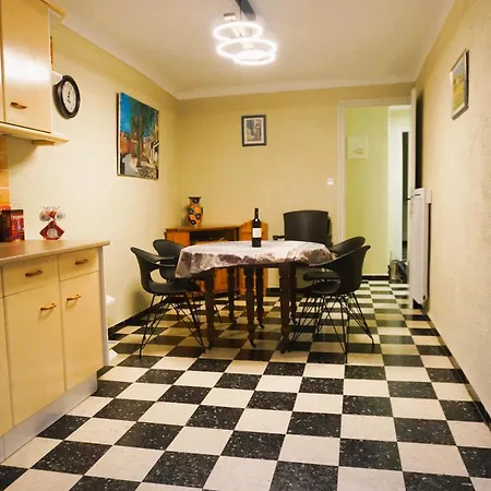 Holiday home La Maison Du Vigneron 7 Personnes, Proche Avec Clim Fitou